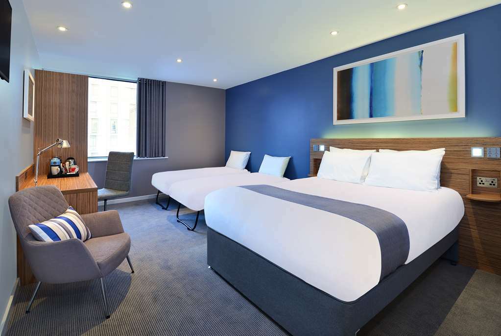 Travelodge London Ealing Cameră foto